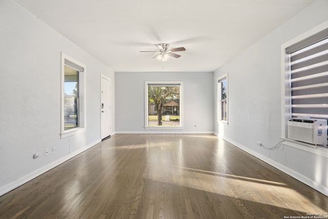 2375 W Mulberry Ave, San Antonio, TX 78201