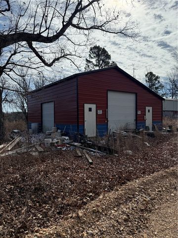 1327 County Road 323, Eureka Springs, AR 72632