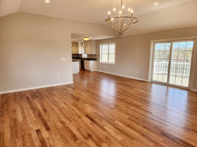 53 Kelly Lane, Lynn, MA 01904