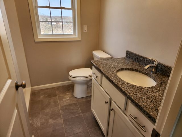 53 Kelly Lane, Lynn, MA 01904