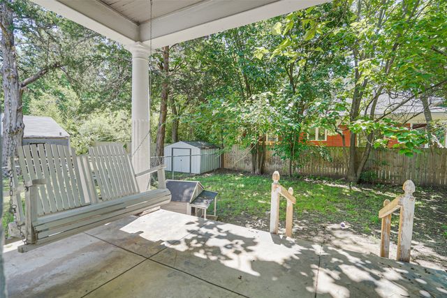 1001 S Travis Street, Sherman, TX 75090