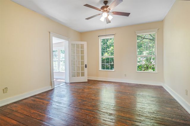 1001 S Travis Street, Sherman, TX 75090