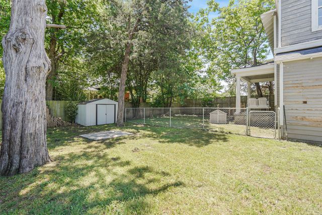 1001 S Travis Street, Sherman, TX 75090