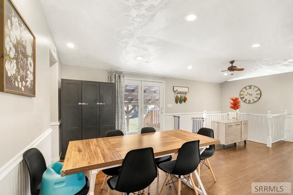 Image 11 of property listing at 2982 N 5th W, Idaho Falls, ID 83401