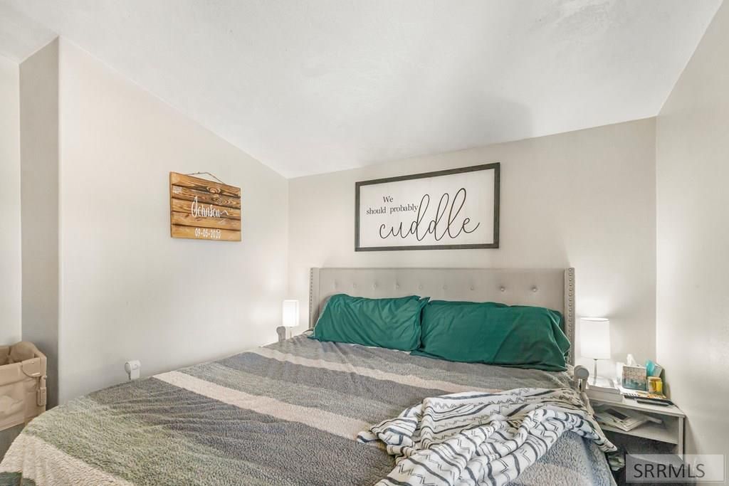 Image 15 of property listing at 2982 N 5th W, Idaho Falls, ID 83401