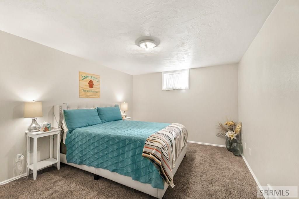 Image 25 of property listing at 2982 N 5th W, Idaho Falls, ID 83401