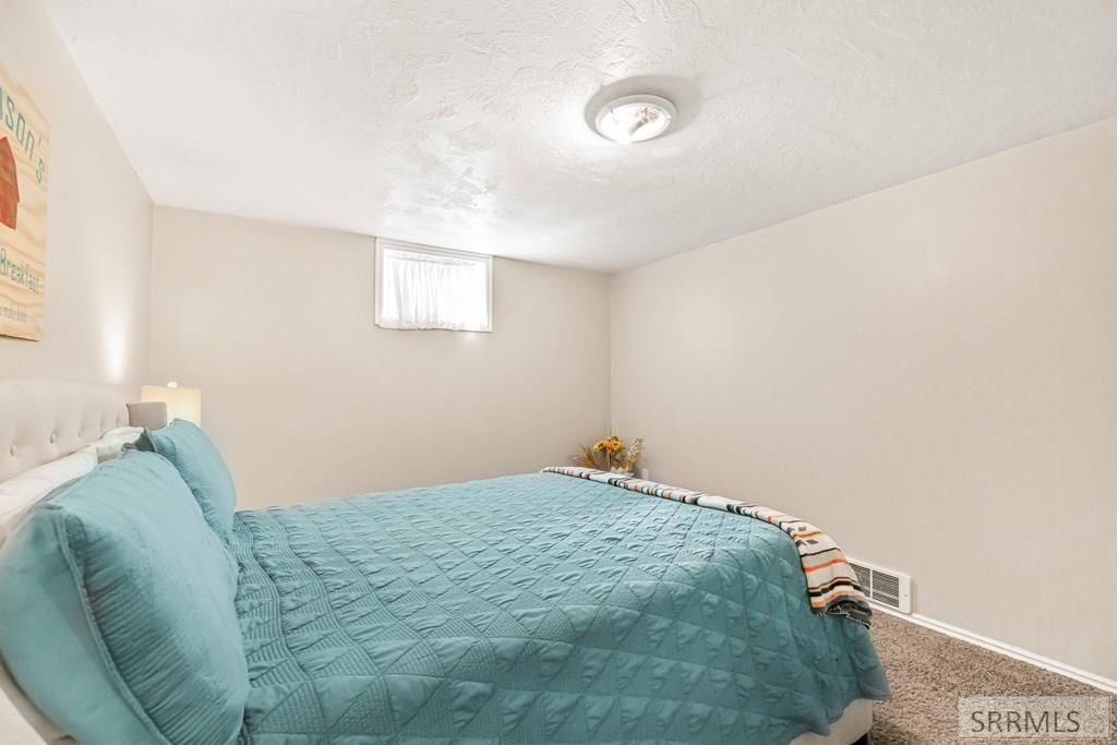 Image 28 of property listing at 2982 N 5th W, Idaho Falls, ID 83401