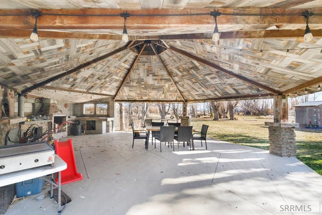 Image 35 of property listing at 2982 N 5th W, Idaho Falls, ID 83401