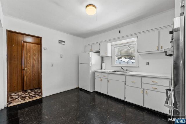 316-318 Maitland Avenue, Paterson, NJ 07502