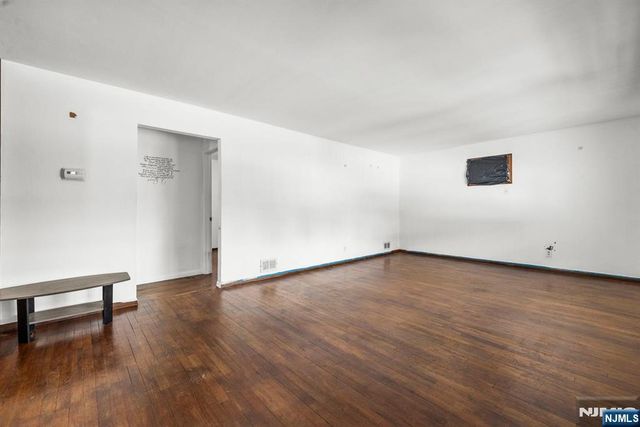 316-318 Maitland Avenue, Paterson, NJ 07502