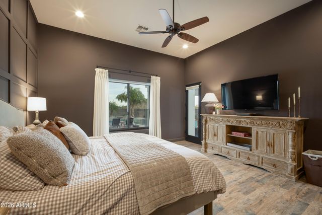 119 E Sabrosa Drive, New River, AZ 85087