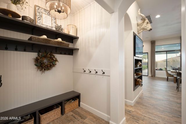 119 E Sabrosa Drive, New River, AZ 85087