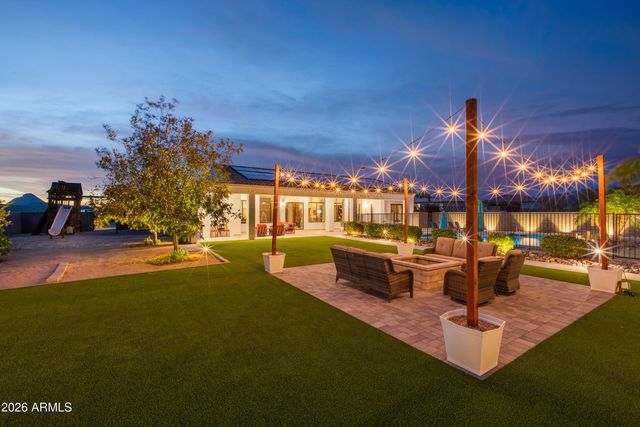 119 E Sabrosa Drive, New River, AZ 85087
