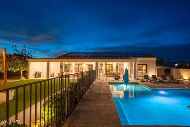 119 E Sabrosa Drive, New River, AZ 85087