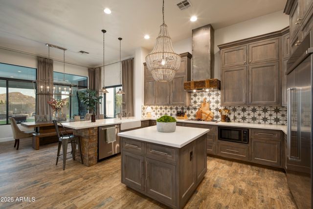 119 E Sabrosa Drive, New River, AZ 85087