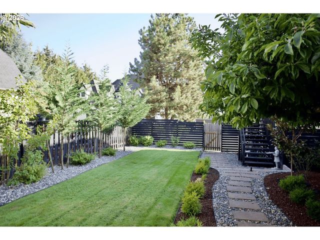 9356 Se 143RD Ave, Happy Valley, OR 97086