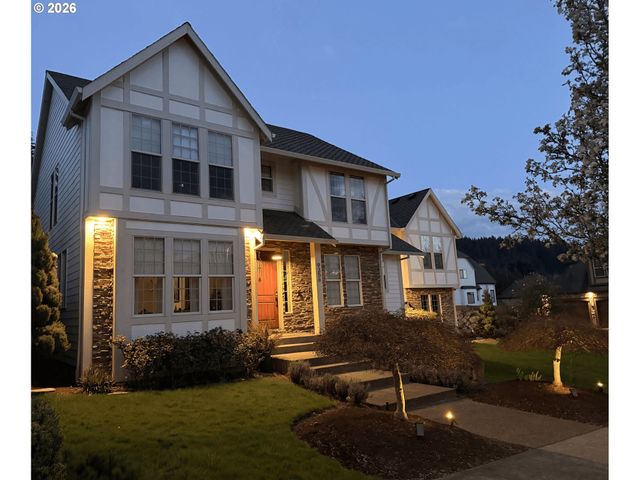 9356 Se 143RD Ave, Happy Valley, OR 97086