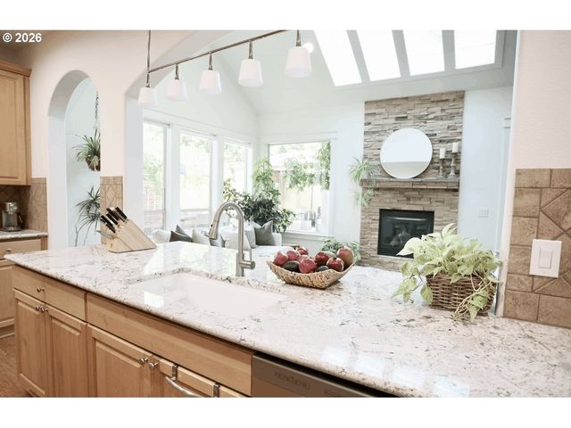 9356 Se 143RD Ave, Happy Valley, OR 97086