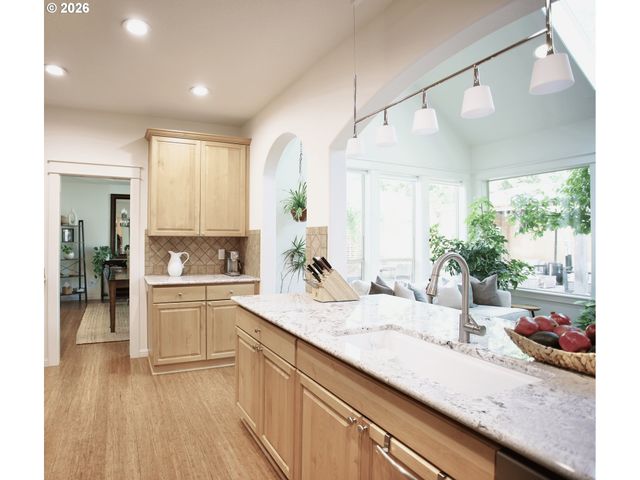 9356 Se 143RD Ave, Happy Valley, OR 97086