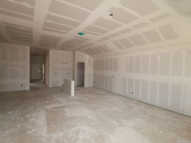 1037 Eagle Crossing, Seguin, TX 78155