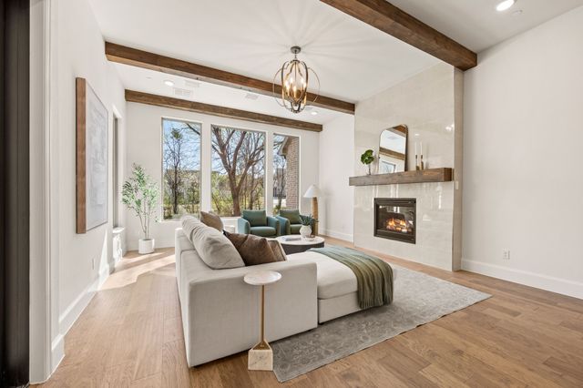 2131 Ravenwood Drive, Keller, TX 76262