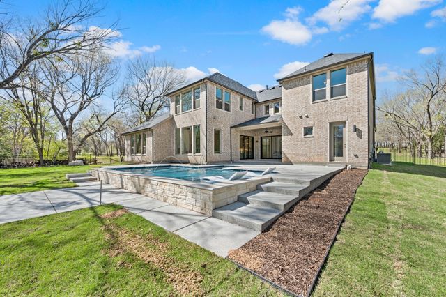 2131 Ravenwood Drive, Keller, TX 76262