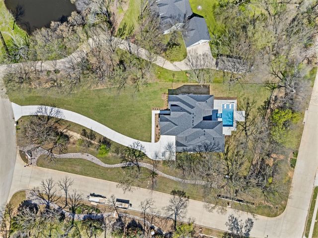 2131 Ravenwood Drive, Keller, TX 76262