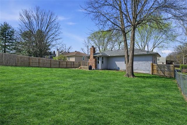 16413 Indian Creek Parkway, Olathe, KS 66062