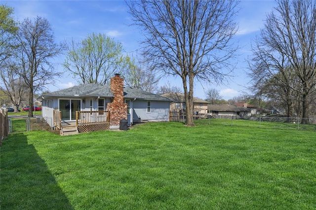 16413 Indian Creek Parkway, Olathe, KS 66062