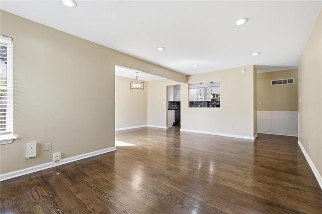 16413 Indian Creek Parkway, Olathe, KS 66062