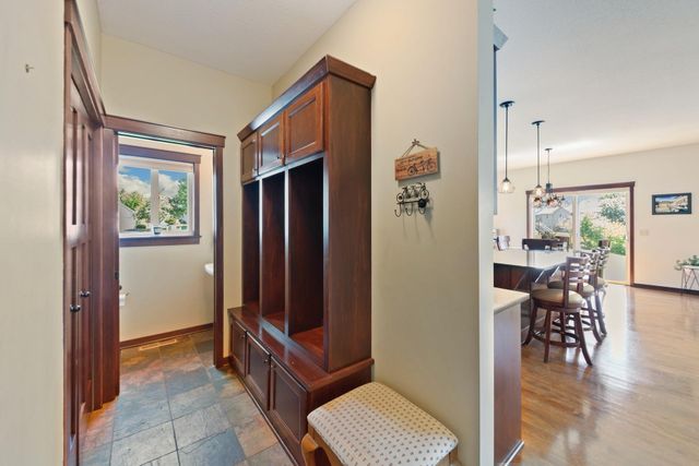 34 Windsor Wood Path, Hudson, WI 54016