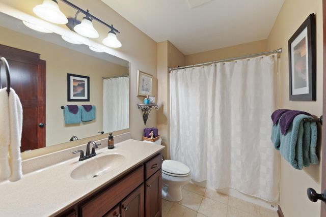 34 Windsor Wood Path, Hudson, WI 54016