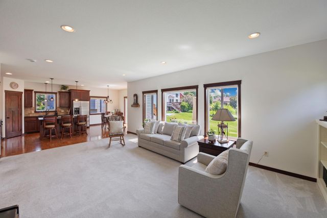 34 Windsor Wood Path, Hudson, WI 54016