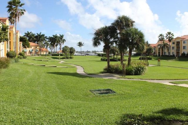 160 YACHT CLUB Way 210, Hypoluxo, FL 33462