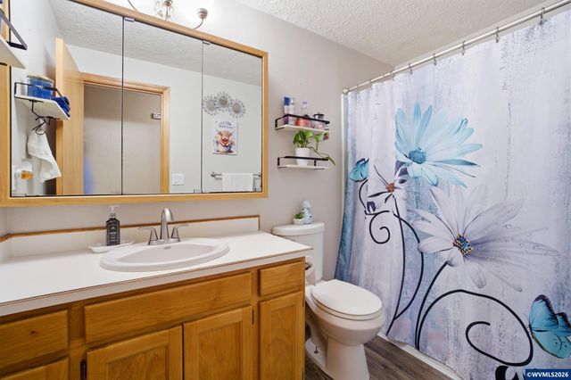 6676 McLeod Ln NE, Keizer, OR 97303