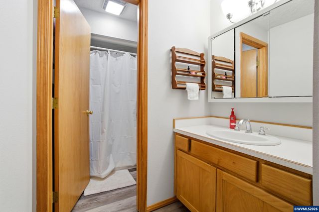 6676 McLeod Ln NE, Keizer, OR 97303