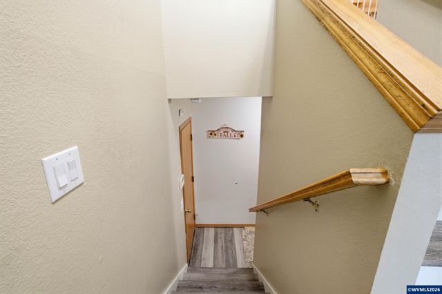 6676 McLeod Ln NE, Keizer, OR 97303