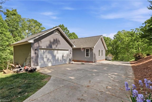 157 Beech Tree Court, Eden, NC 27288