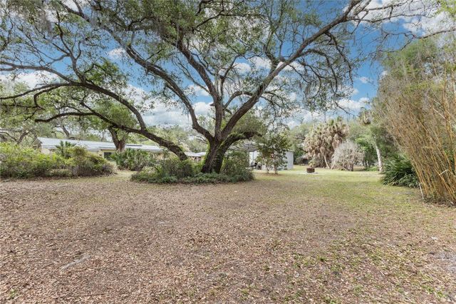 5175 AZALEA CIRCLE, Dade City, FL 33523