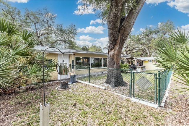 5175 AZALEA CIRCLE, Dade City, FL 33523