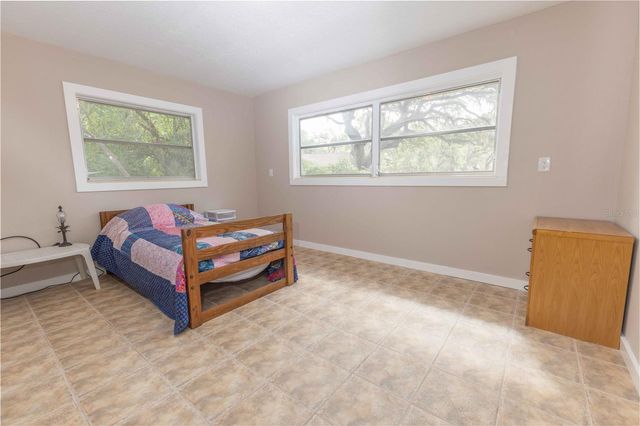 5175 AZALEA CIRCLE, Dade City, FL 33523