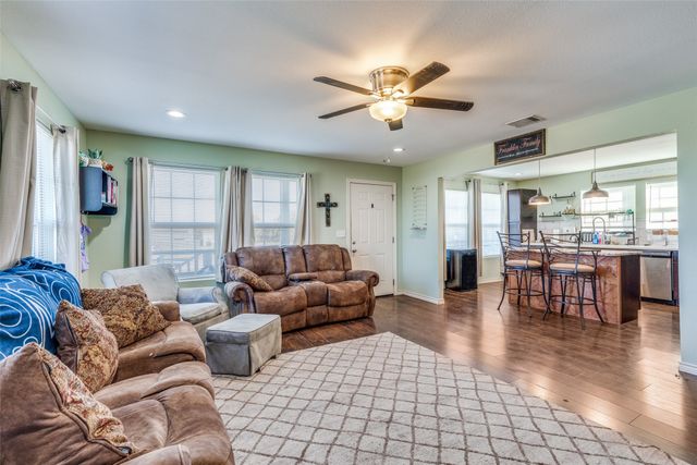 113 Mccrae Lane, Boyd, TX 76023