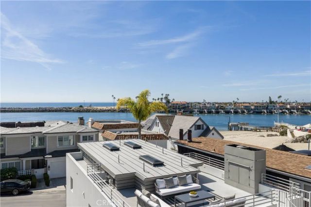 2618 Cove Street, Corona Del Mar, CA 92625