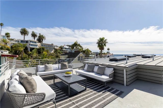 2618 Cove Street, Corona Del Mar, CA 92625