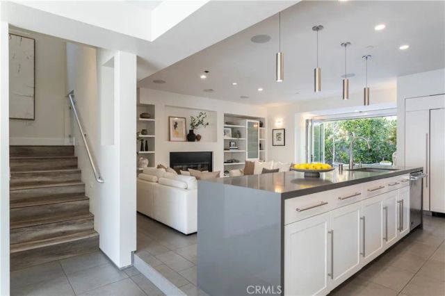2618 Cove Street, Corona Del Mar, CA 92625
