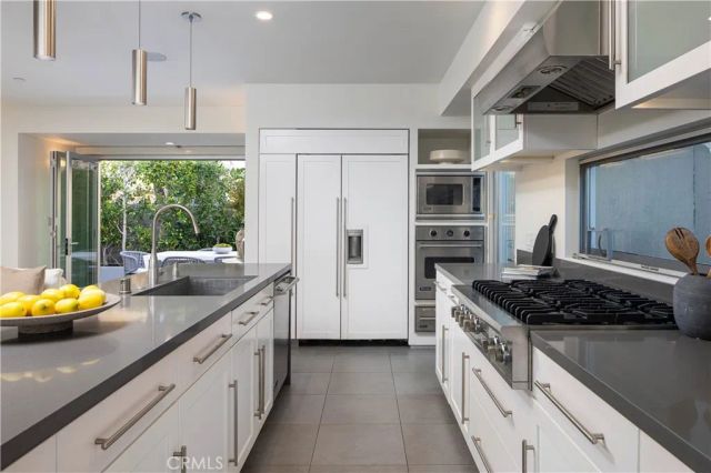 2618 Cove Street, Corona Del Mar, CA 92625