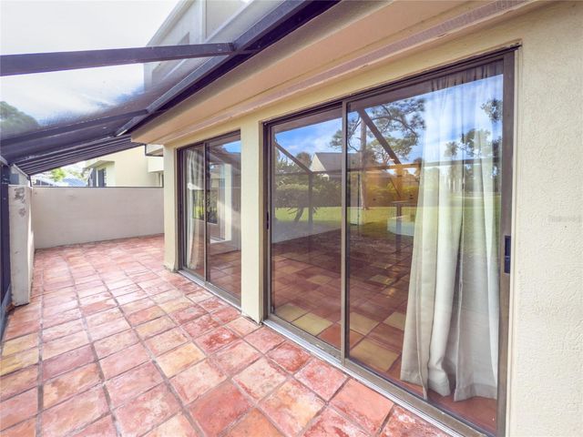 2375 LAKESIDE MEWS D2, Sarasota, FL 34235