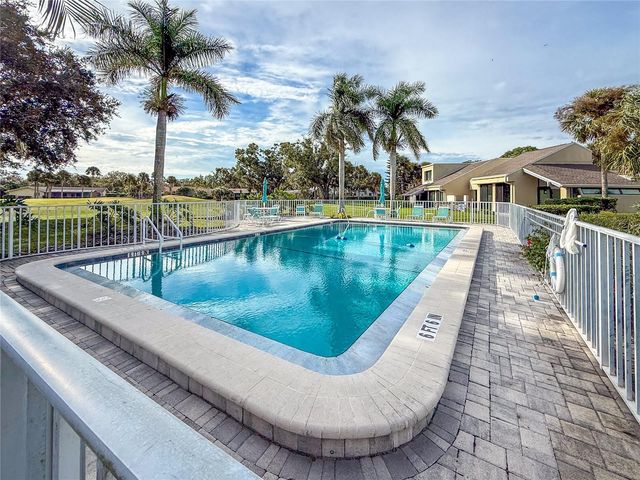 2375 LAKESIDE MEWS D2, Sarasota, FL 34235