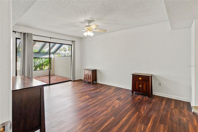 2375 LAKESIDE MEWS D2, Sarasota, FL 34235