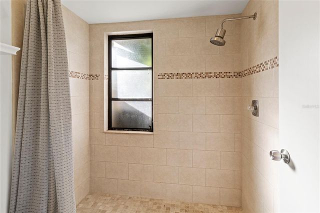 2375 LAKESIDE MEWS D2, Sarasota, FL 34235